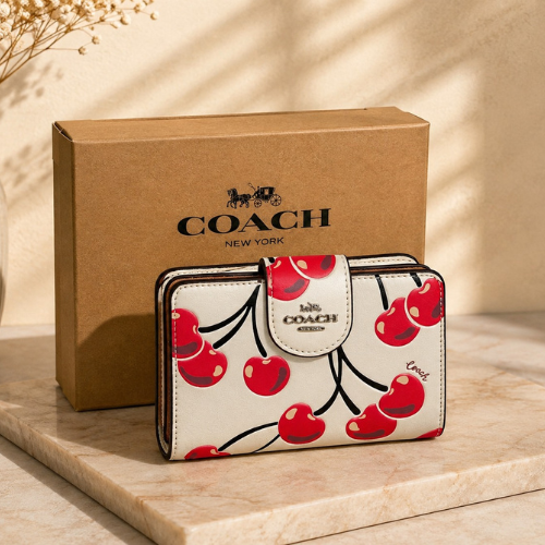 Coach Medium Corner Zip Wallet With Cherry Print Chalk Multi CZ762 Outlet New