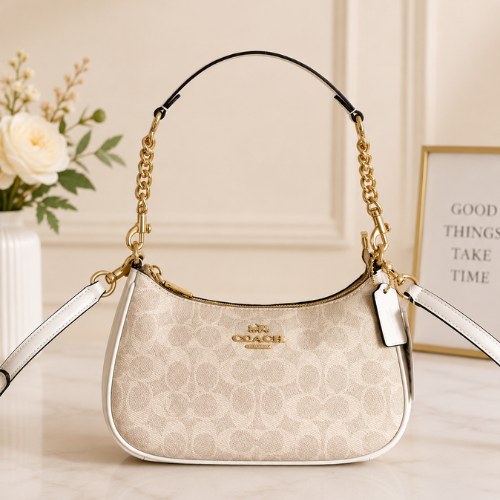 Coach NWT Teri Shoulder Bag In Signature Canvas CV933 Gold/Sand/Chalk