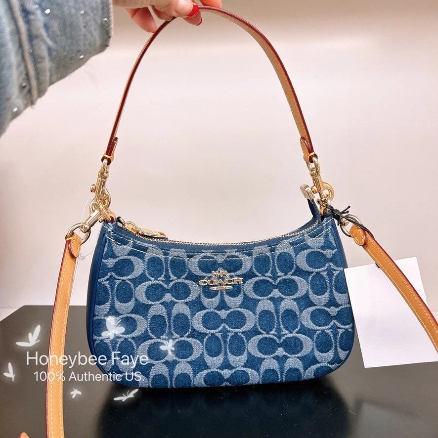 NWT Coach Teri Shoulder Bag In Signature Denim CAF82/CAK35