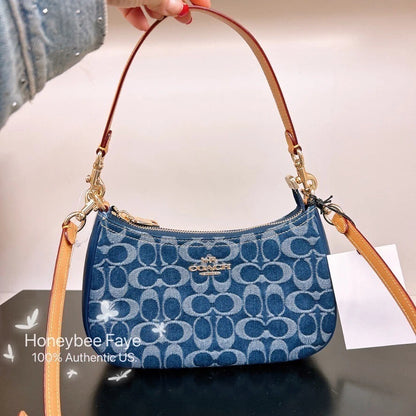 NWT Coach Teri Shoulder Bag In Signature Denim CAF82/CAK35
